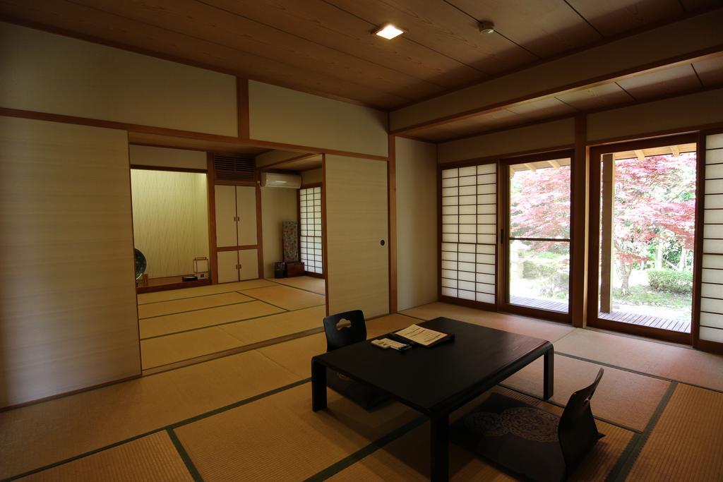 Hotel Yamaga Onsen Kazenosato Kitsuki Exterior foto